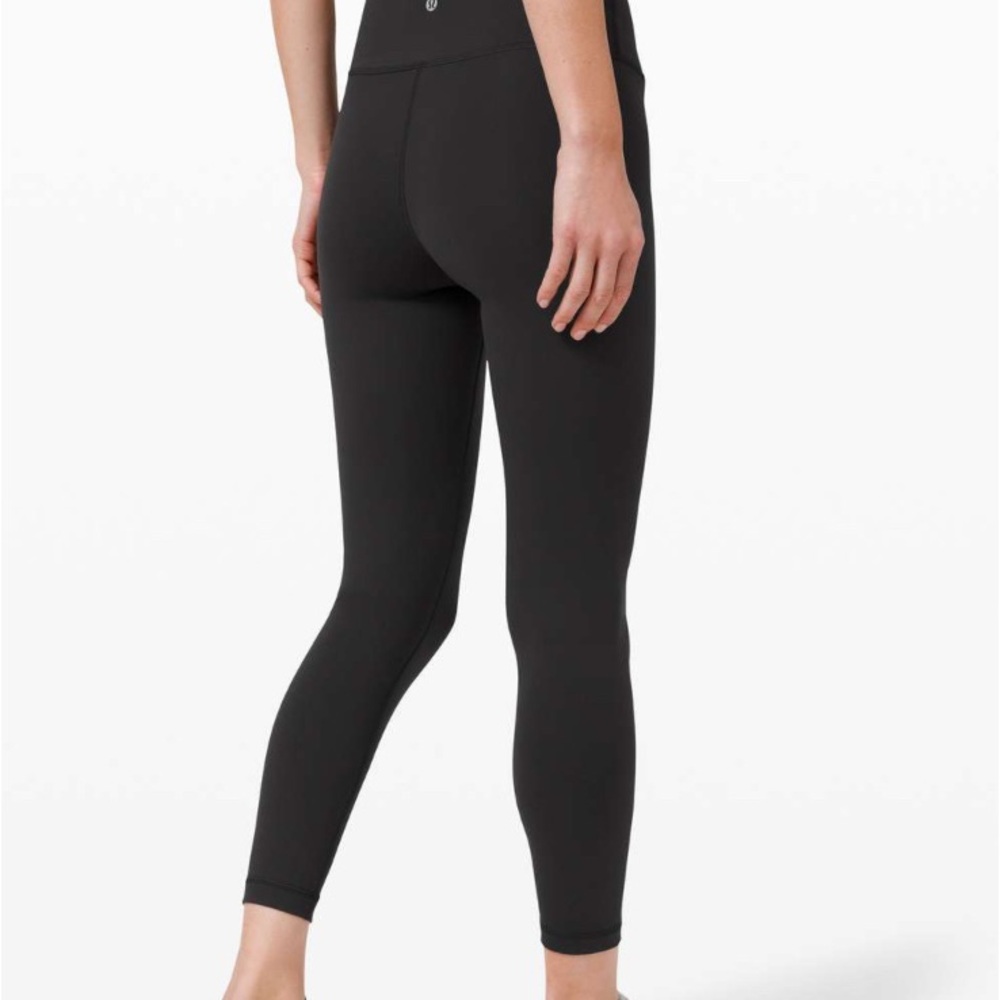 Lululemon Wunder Train High-Rise Tight 25" Black size 6 - flawed